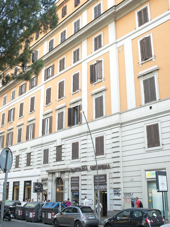 Отель Appia 52 Рим Экстерьер фото